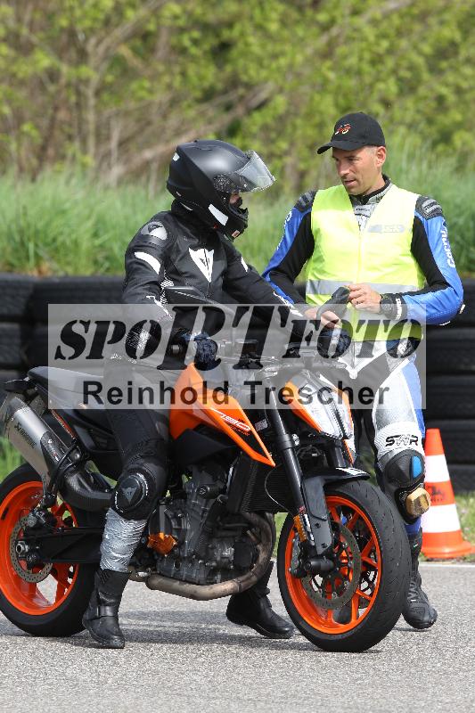 Archiv-2025/10 23.04.2025 Cornu Master School ADR/gruen-vert/1